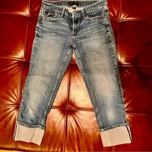 🍌Banana Republic cropped jeans. Size 26. EUC 🚭